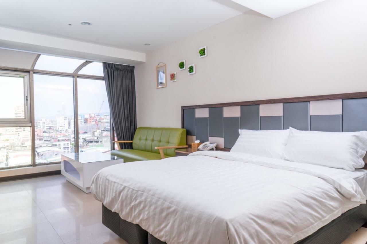 Greeninn Hotel Taipei Esterno foto