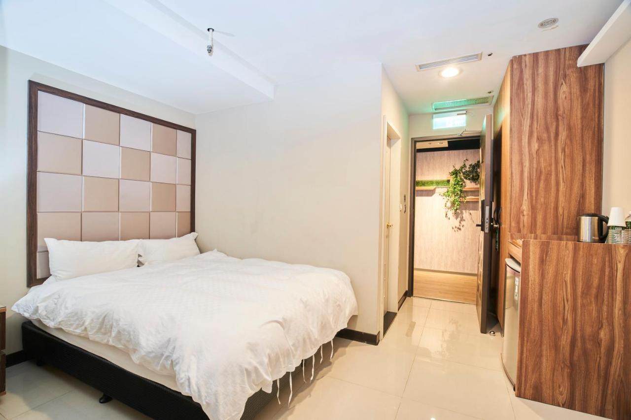 Greeninn Hotel Taipei Esterno foto